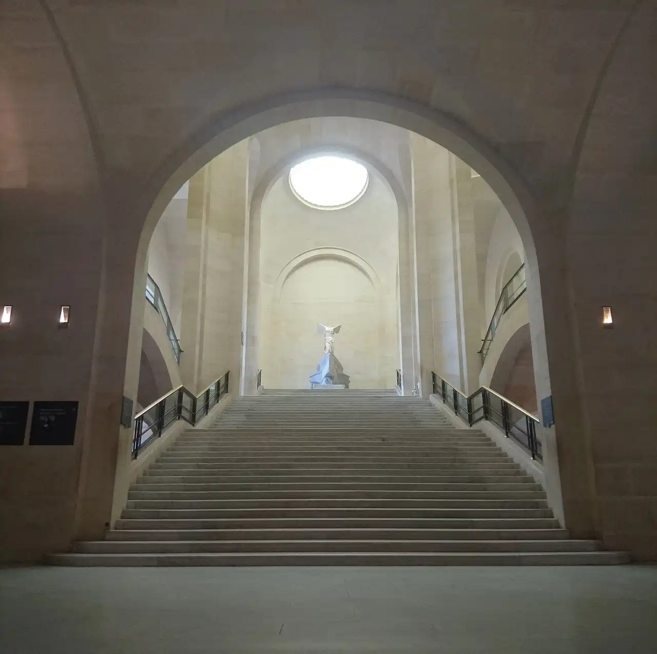 Louvre (Winged Victory Staircase)