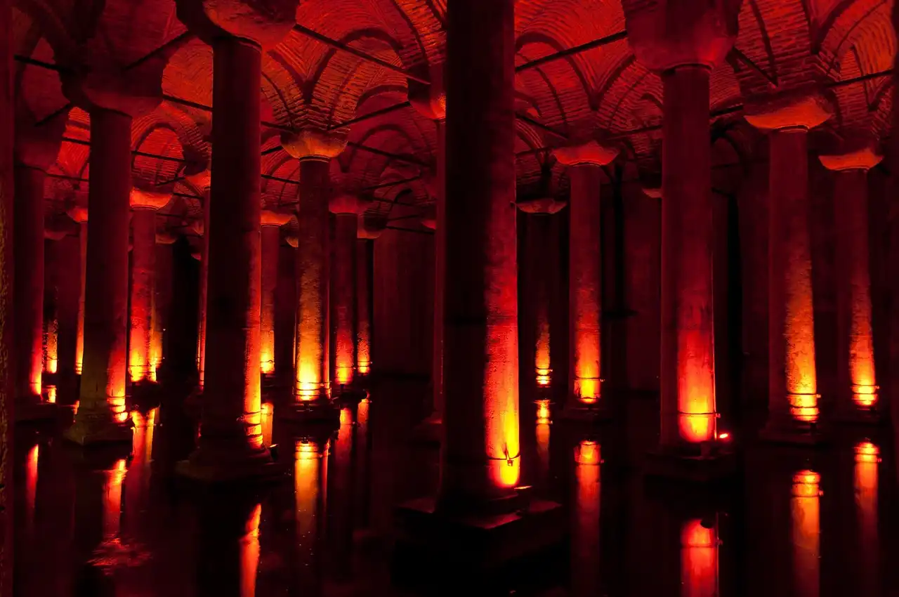 Basilica Cistern