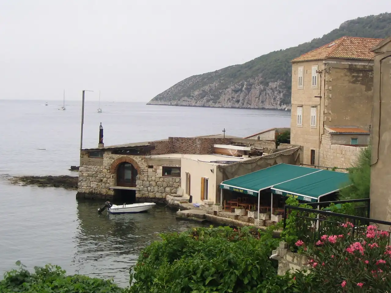 Restaurant Jastožera, Komiža