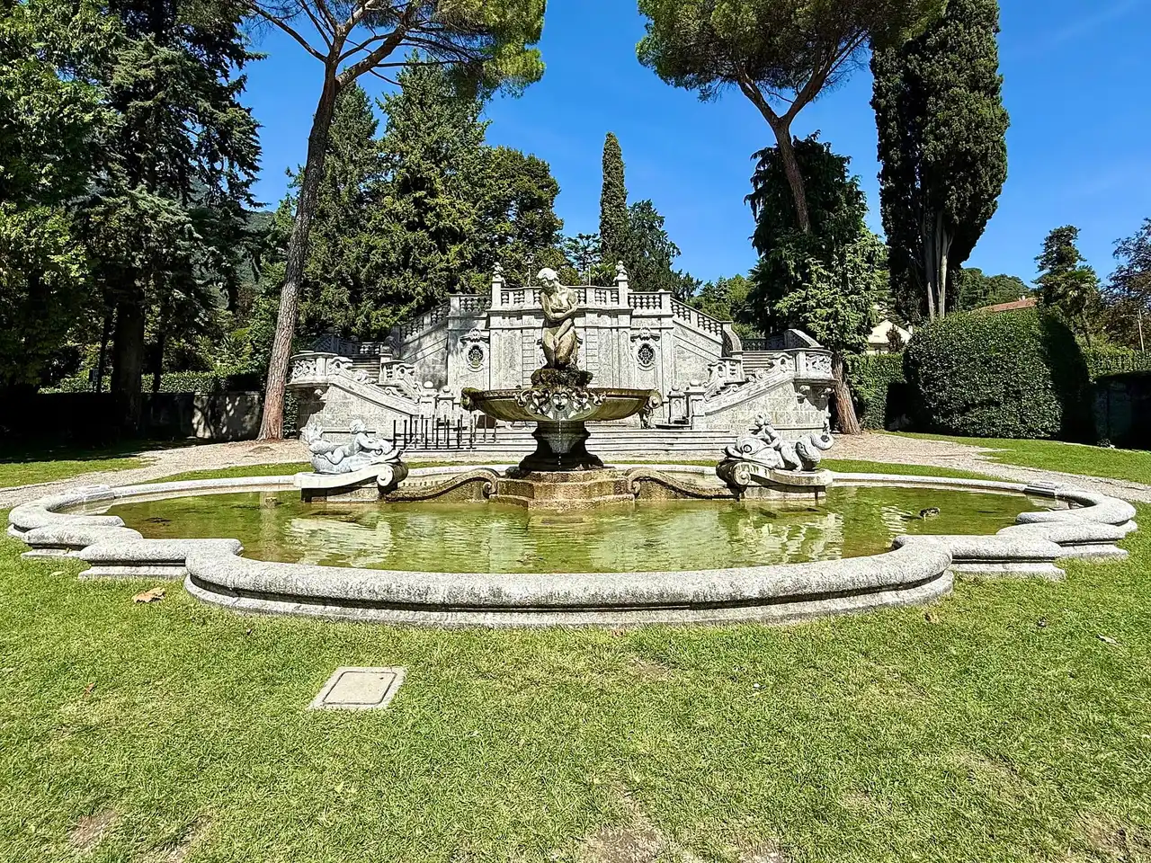 Tremezzo lakeside park