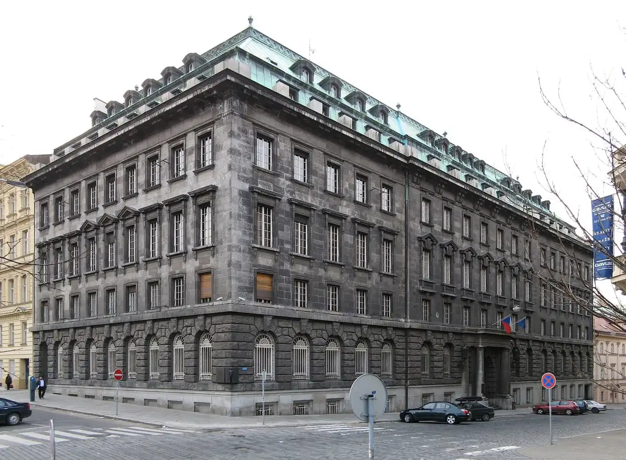 Petschek Palace