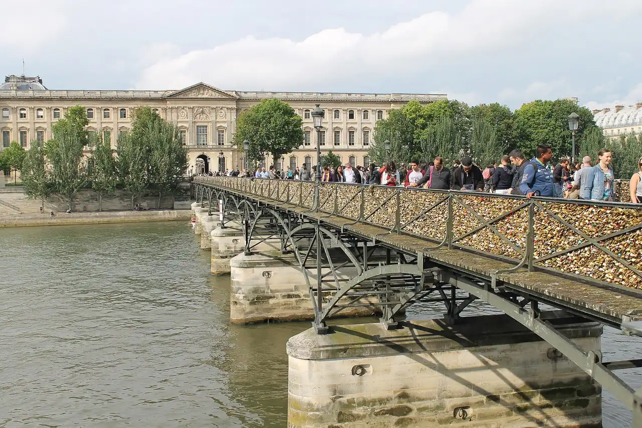 Pont des Arts