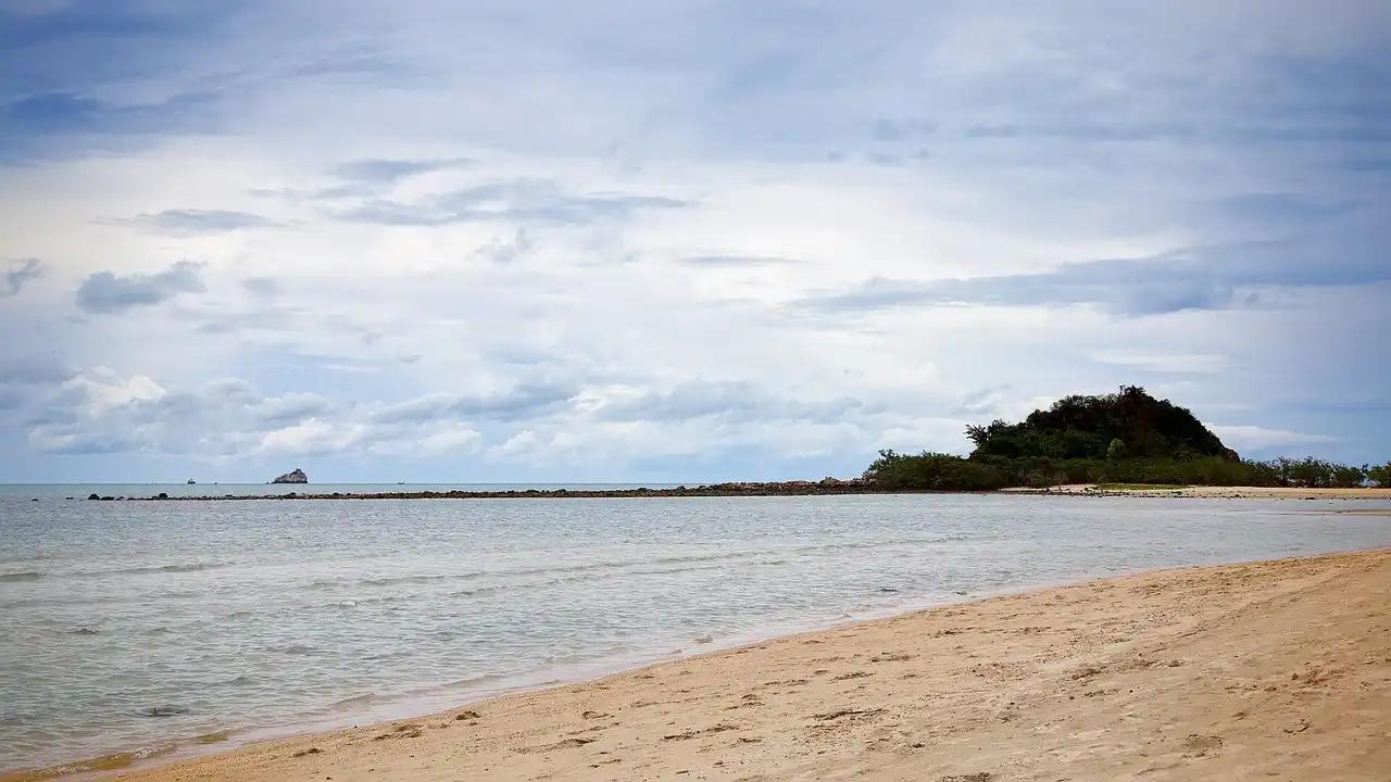 崇文海灘